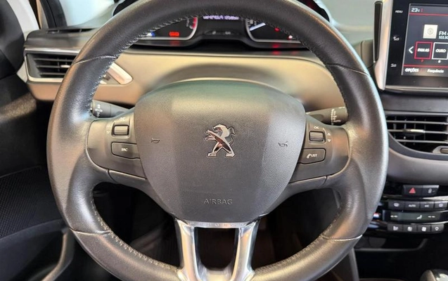 imagem-https://www.socarrao.com.br/sc-vehicle-images-prod/4469560/1793200342643-8614024_17_B_4063a67232.jpeg