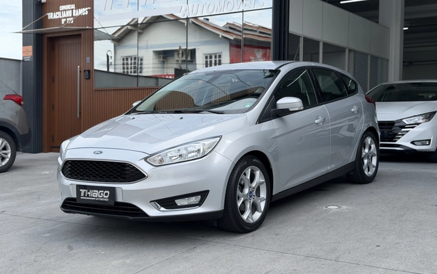 imagem-https://www.socarrao.com.br/sc-vehicle-images-prod/4469596/1793199385344-003_0ac9c79932c604069bc07000a847889a.jpg