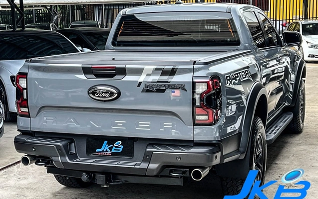 imagem-https://www.socarrao.com.br/sc-vehicle-images-prod/4469605/1793199690500-3fQSsJBonu42E0WPszB6rbOmgroZ9UDu.jpg