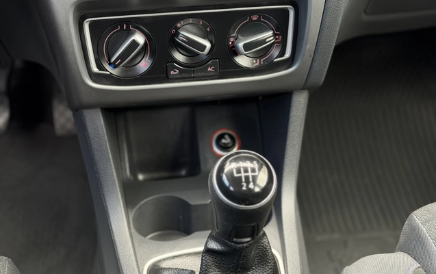 imagem-https://www.socarrao.com.br/sc-vehicle-images-prod/4469606/1793199438009-003_577da32d9bc7f540d3f7f293b7d5bb58.jpg