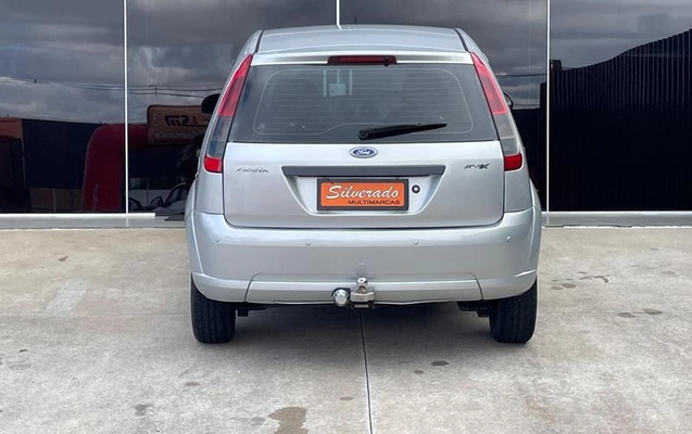 imagem-https://www.socarrao.com.br/sc-vehicle-images-prod/4469687/1793200231463-8600183_12_B_a4e4f67a5b.jpeg