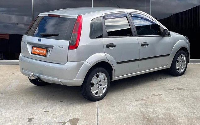 imagem-https://www.socarrao.com.br/sc-vehicle-images-prod/4469687/1793200231466-8600183_13_B_249f39e3ac.jpeg