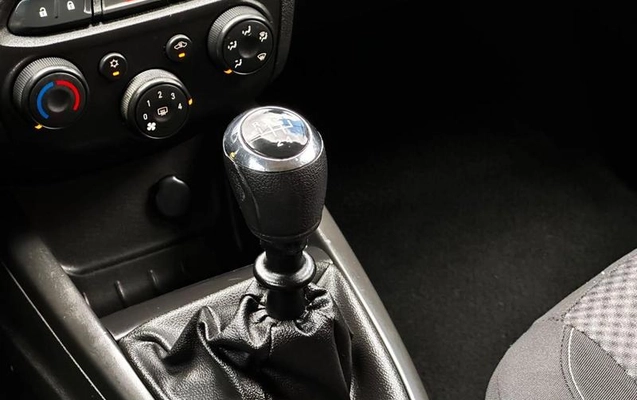 imagem-https://www.socarrao.com.br/sc-vehicle-images-prod/4469707/1793200402845-8609156_11_B_6114bb0e79.jpeg