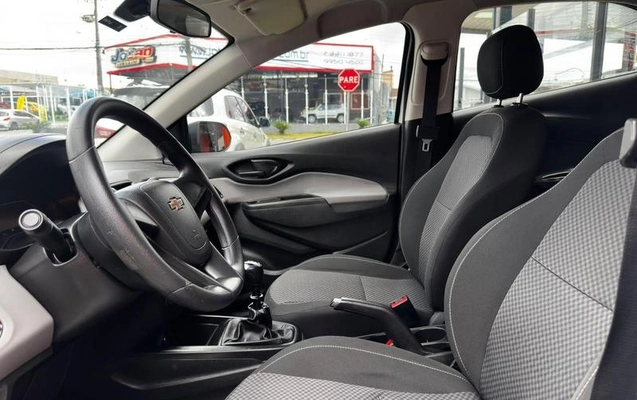 imagem-https://www.socarrao.com.br/sc-vehicle-images-prod/4469707/1793200402849-8609156_12_B_25ece3b42c.jpeg