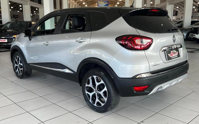 imagem-https://www.socarrao.com.br/sc-vehicle-images-prod/4469835/1793201347386-8613870_10_B_061e942de6.jpeg