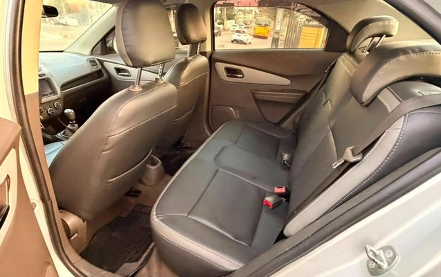 imagem-https://www.socarrao.com.br/sc-vehicle-images-prod/4470087/1793203612359-8275936_2_B_eedf4a2a3c.jpeg