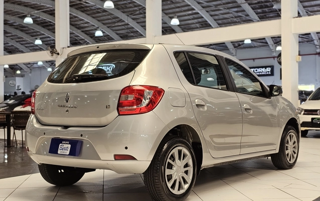 imagem-https://www.socarrao.com.br/sc-vehicle-images-prod/4470108/1793203703938-1_054732.jpg