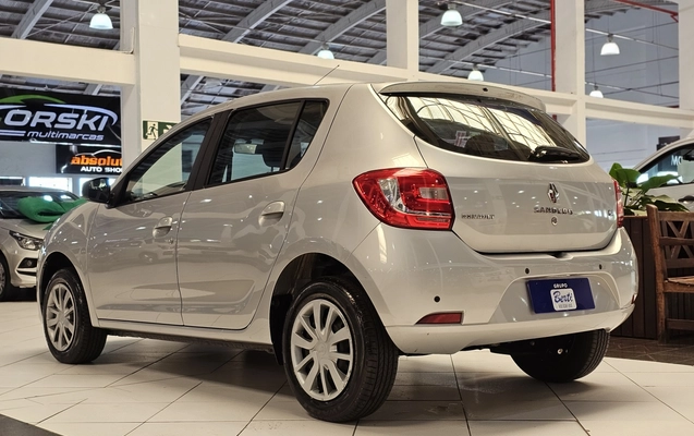 imagem-https://www.socarrao.com.br/sc-vehicle-images-prod/4470108/1793203703946-1_054739.jpg