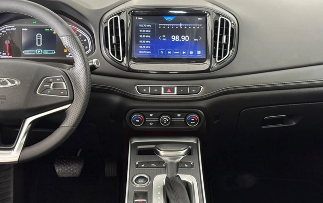 imagem-https://www.socarrao.com.br/sc-vehicle-images-prod/4470148/1793203988156-1_011304.jpg