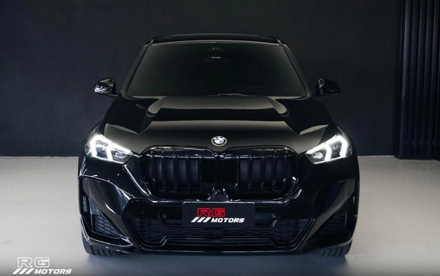 imagem-https://www.socarrao.com.br/sc-vehicle-images-prod/4470195/1793204200753-8614351_17_B_49149f6f45.jpeg