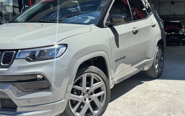 imagem-https://www.socarrao.com.br/sc-vehicle-images-prod/4470200/1793204221372-bf7121bf879d4cc2826690a79970d294_1792427337112.jpg