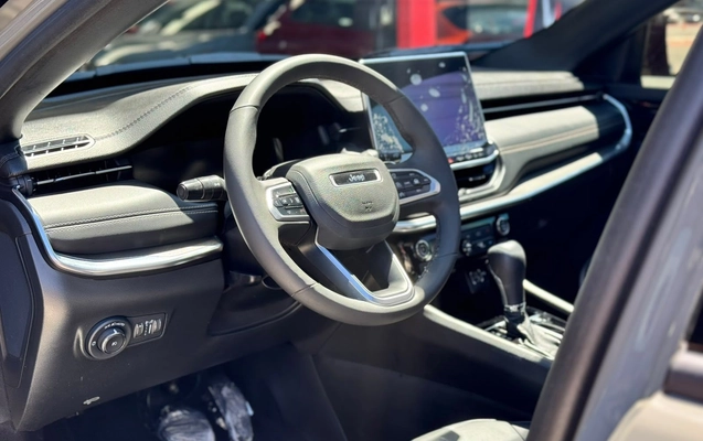 imagem-https://www.socarrao.com.br/sc-vehicle-images-prod/4470200/1793204221405-f115ead3b7474fd9aca63913d3c554ca_1792427337136.jpg