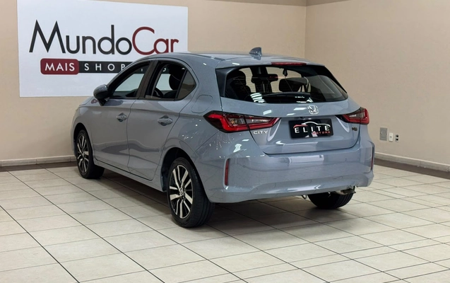 imagem-https://www.socarrao.com.br/sc-vehicle-images-prod/4470214/1793204287747-04735c8cc04346a2aa58022f22f95456_1790429330671.jpg