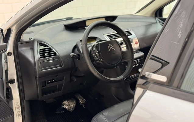 imagem-https://www.socarrao.com.br/sc-vehicle-images-prod/4470254/1793204435833-06796e1e20494b88a4db731ed65b8b63_1786389190945.jpg