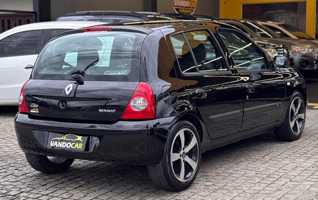 imagem-https://www.socarrao.com.br/sc-vehicle-images-prod/4470272/1793204555757-c12cde52ae414d3fbc9b901b94d35e3f_1793204395923.jpg