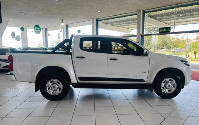 imagem-https://www.socarrao.com.br/sc-vehicle-images-prod/4470284/1793204616454-2_012312.jpg