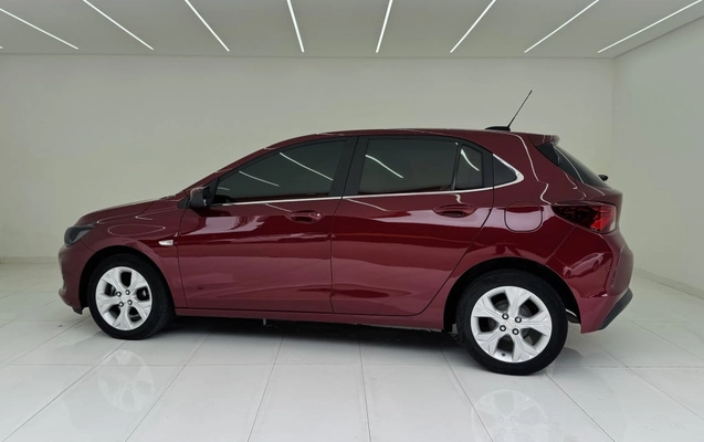 imagem-https://www.socarrao.com.br/sc-vehicle-images-prod/4470349/1793205211247-vehicle_image_1793192269_e7cee2ac6ef1e6bb98c13ffc9b2cb813.jpeg