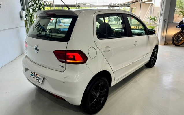 imagem-https://www.socarrao.com.br/sc-vehicle-images-prod/4470479/1793206225622-7_044532.jpg