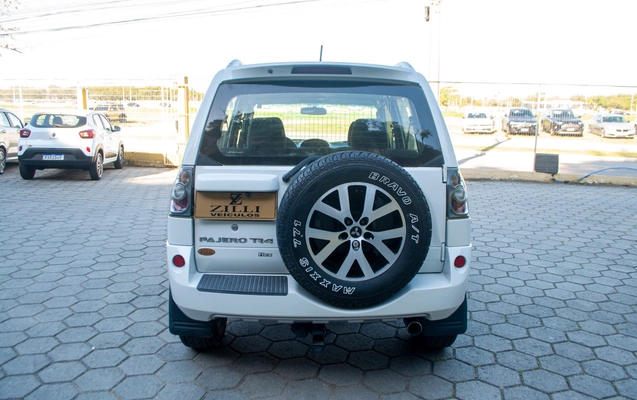 imagem-https://www.socarrao.com.br/sc-vehicle-images-prod/4470519/1793206517643-5e286abe937c461b8ae2d7f6e38b60a4_1793206122535.jpg