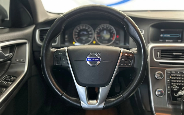 imagem-https://www.socarrao.com.br/sc-vehicle-images-prod/4470527/1793206584476-7_095709.jpg