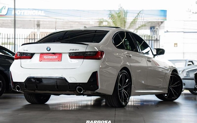 imagem-https://www.socarrao.com.br/sc-vehicle-images-prod/4470594/1793207137656-8607911_5_B_29e4fa61da.jpeg