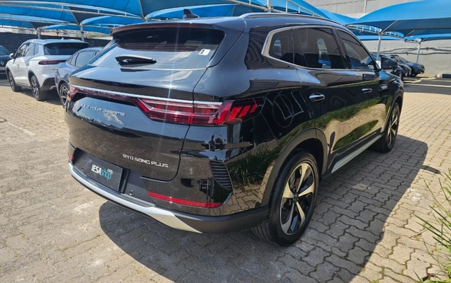 imagem-https://www.socarrao.com.br/sc-vehicle-images-prod/4470672/1793207846211-mcQtT7TVc2ghEXk3tkAJW7Kva8Sv3VZF.jpg