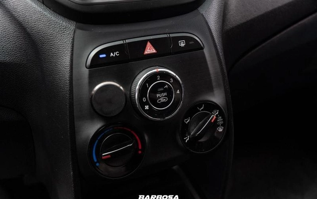 imagem-https://www.socarrao.com.br/sc-vehicle-images-prod/4470746/1793208336750-8599725_5_B_ba17659173.jpeg