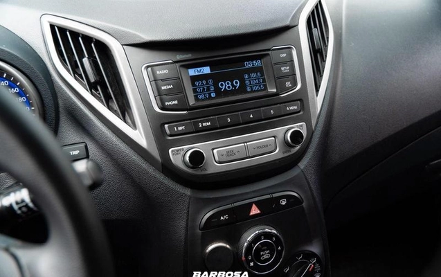imagem-https://www.socarrao.com.br/sc-vehicle-images-prod/4470746/1793208336752-8599725_13_B_08446683f8.jpeg