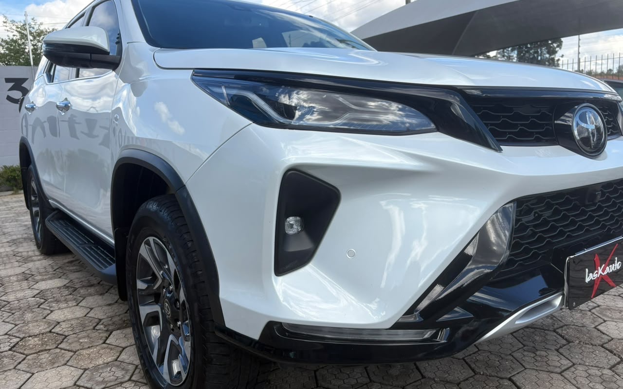 imagem-https://www.socarrao.com.br/sc-vehicle-images-prod/4470756/1793208371860-ZDA3OTFiNDctNzRiMC00NjkyLTk5NWUtNjQyMzg3NmUwNWNlLmpwZWc.jpeg
