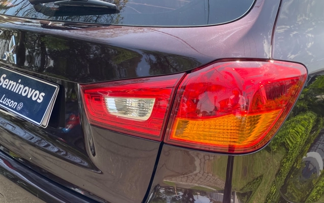 imagem-https://www.socarrao.com.br/sc-vehicle-images-prod/4470794/1793208605573-integration-api-jbdMlfkkcGe33TcNmoQ361PPOLomVkKf.jpg
