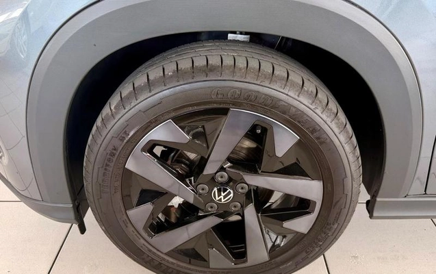 imagem-https://www.socarrao.com.br/sc-vehicle-images-prod/4470810/1793301317538-8611563_17_B_026c81a05b.jpeg