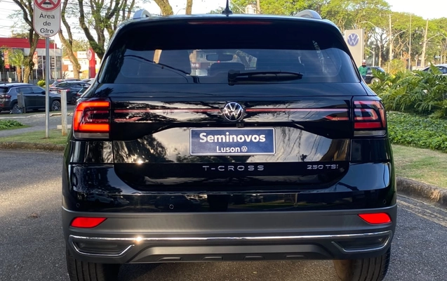 imagem-https://www.socarrao.com.br/sc-vehicle-images-prod/4470918/1793209165894-6ad7494354d20948870857.jpeg