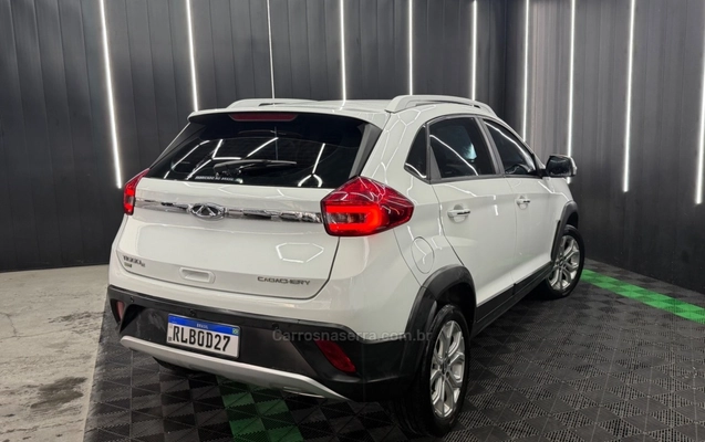 imagem-https://www.socarrao.com.br/sc-vehicle-images-prod/4471029/1793209897821-ee8d087f555c91dcaac1e6eafe6ba4cc_big.jpeg