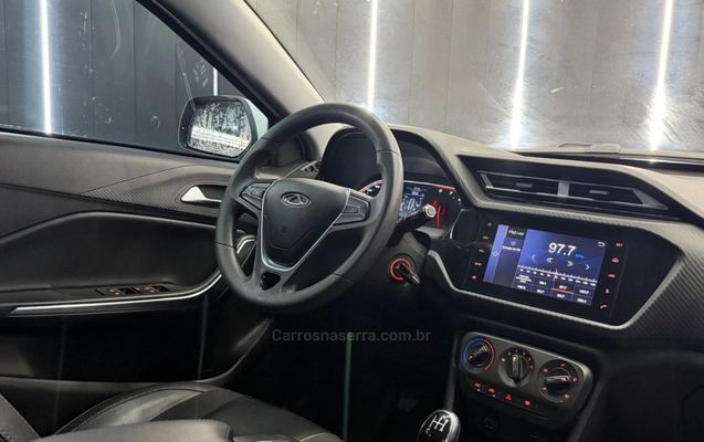 imagem-https://www.socarrao.com.br/sc-vehicle-images-prod/4471029/1793209897822-59dd1ffa9aeea09f02f9a0a9aac7462f_big.jpeg