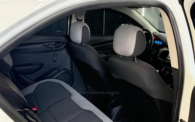 imagem-https://www.socarrao.com.br/sc-vehicle-images-prod/4471032/1793209902500-2b4eaf5aec90987b14a76ad9684b5350_big.jpeg