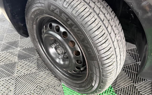 imagem-https://www.socarrao.com.br/sc-vehicle-images-prod/4471035/1793209905977-cfe168efb2969f374fbfc618e54376ef_big.jpeg