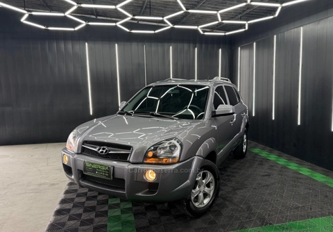 Hyundai Tucson 2.0 16V Mec. 2011 Cinza — foto 1 de 3