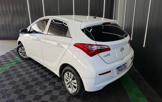 imagem-https://www.socarrao.com.br/sc-vehicle-images-prod/4471060/1793209948466-b708e1a07367ea0811b91bf56c3c41a6_big.jpeg