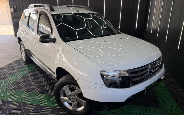 imagem-https://www.socarrao.com.br/sc-vehicle-images-prod/4471070/1793209965257-58746441c8a568d5ca941321319e3daa_big.jpeg