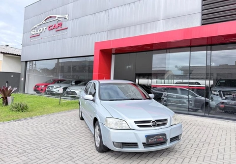 Chevrolet Astra 2008 Prata — foto 1 de 3