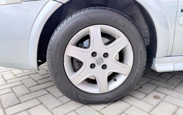 imagem-https://www.socarrao.com.br/sc-vehicle-images-prod/4471248/1793211244332-8607064_8_B_e7d1f7f212.jpeg