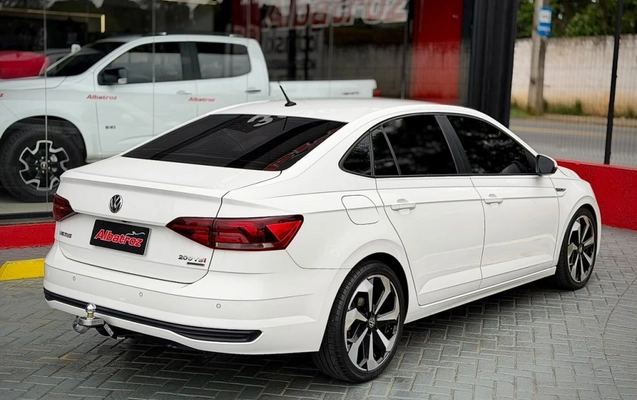 imagem-https://www.socarrao.com.br/sc-vehicle-images-prod/4471258/1793211354849-7_031408.jpg