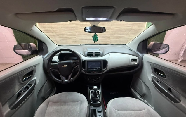 imagem-https://www.socarrao.com.br/sc-vehicle-images-prod/4471300/1793211617739-Y8wmOco8gNuHsxSnAvgM9QeUgF4AixtB.jpg