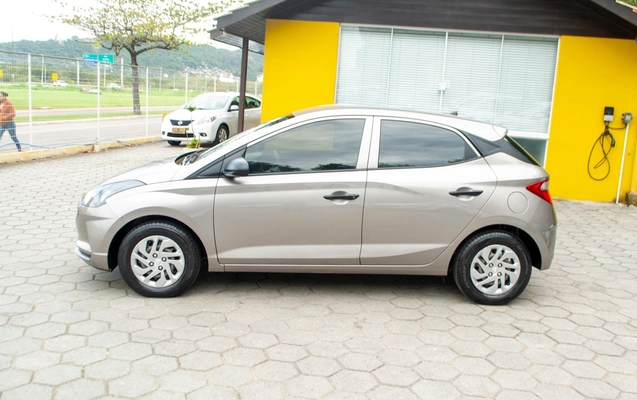 imagem-https://www.socarrao.com.br/sc-vehicle-images-prod/4471366/1793292416981-8a12e89fc5da4419852f8d16221df534_1793211958922.jpg