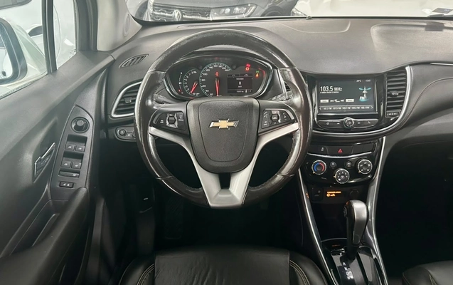 imagem-https://www.socarrao.com.br/sc-vehicle-images-prod/4471624/1793214561778-0690b34b6ba1449b9547800b1d4fcb6f_1793214112188.jpg