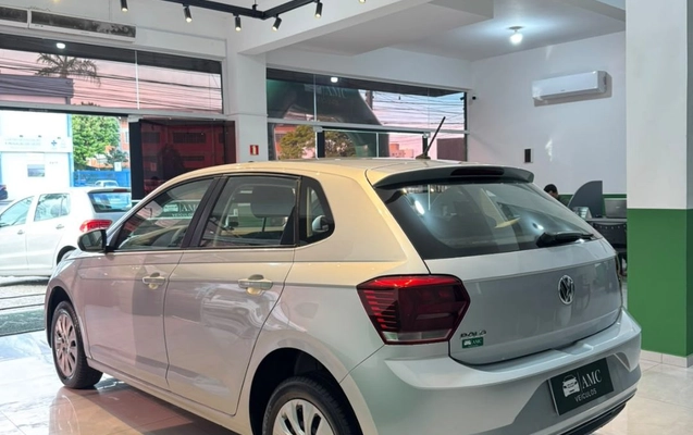 imagem-https://www.socarrao.com.br/sc-vehicle-images-prod/4471678/1793214403708-15bcfe3f17b8494fb05c9bf89da8648f_1793214288341.jpg