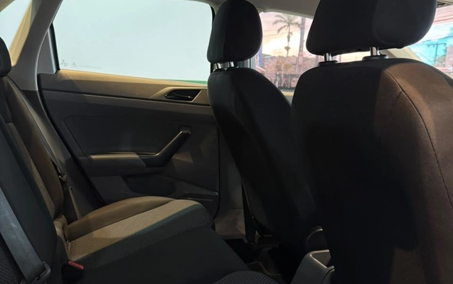 imagem-https://www.socarrao.com.br/sc-vehicle-images-prod/4471678/1793214403719-faac155ea420432ebd98d3007d1a0a23_1793214288397.jpg