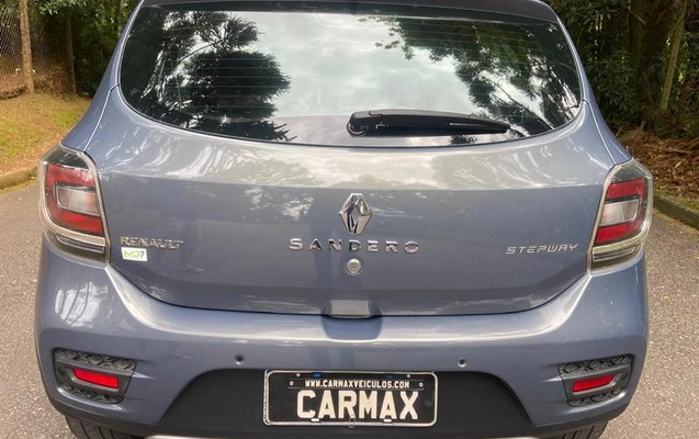 imagem-https://www.socarrao.com.br/sc-vehicle-images-prod/4471830/1793215718088-8615762_7_B_5882c9c932.jpeg