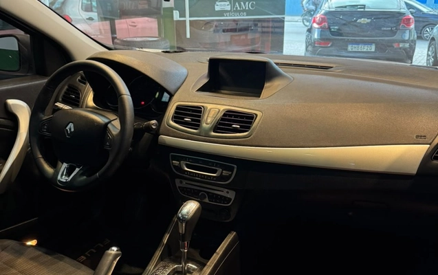 imagem-https://www.socarrao.com.br/sc-vehicle-images-prod/4471904/1793215957319-62a93aa915874dd19687f1a7124d2c42_1793215883100.jpg