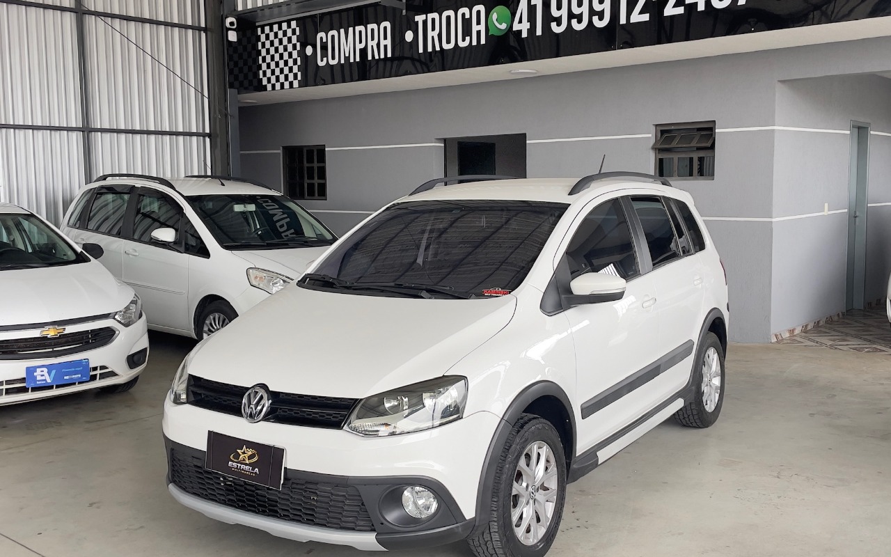 Volkswagen SpaceCross 2013 Branco — foto 1 de 3
